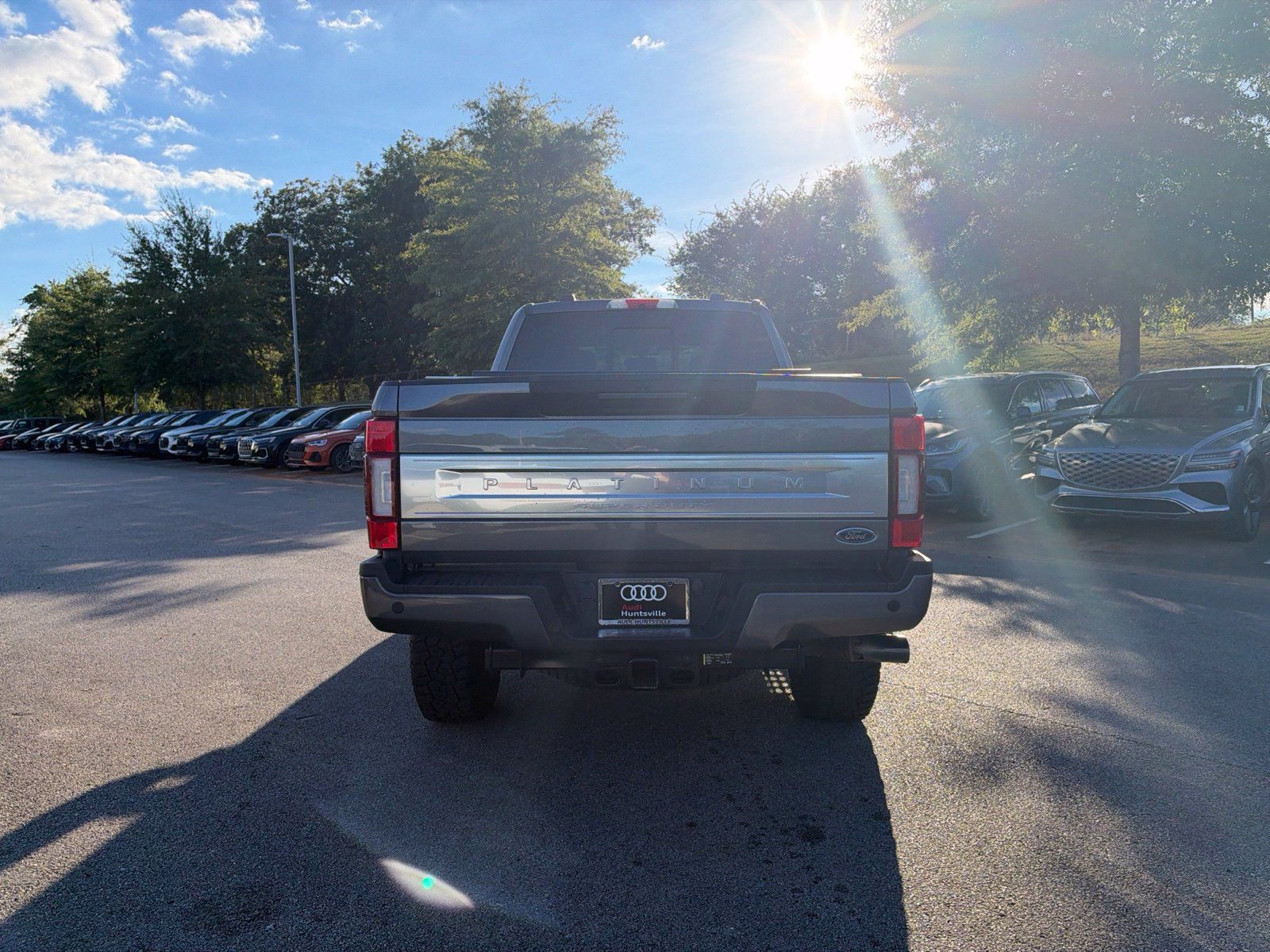 Used 2022 Ford F250 Platinum w/ Tremor Off-Road Package AWD/4WD image 7