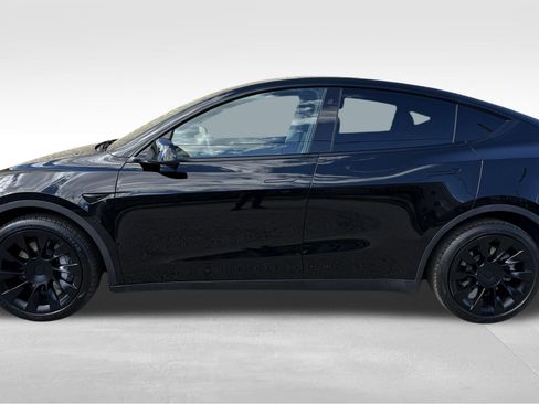 Used 2021 Tesla Model Y Long Range AWD/4WD image 10