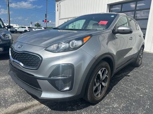 Used 2020 Kia Sportage LX w/ LX Popular Package FWD image 4