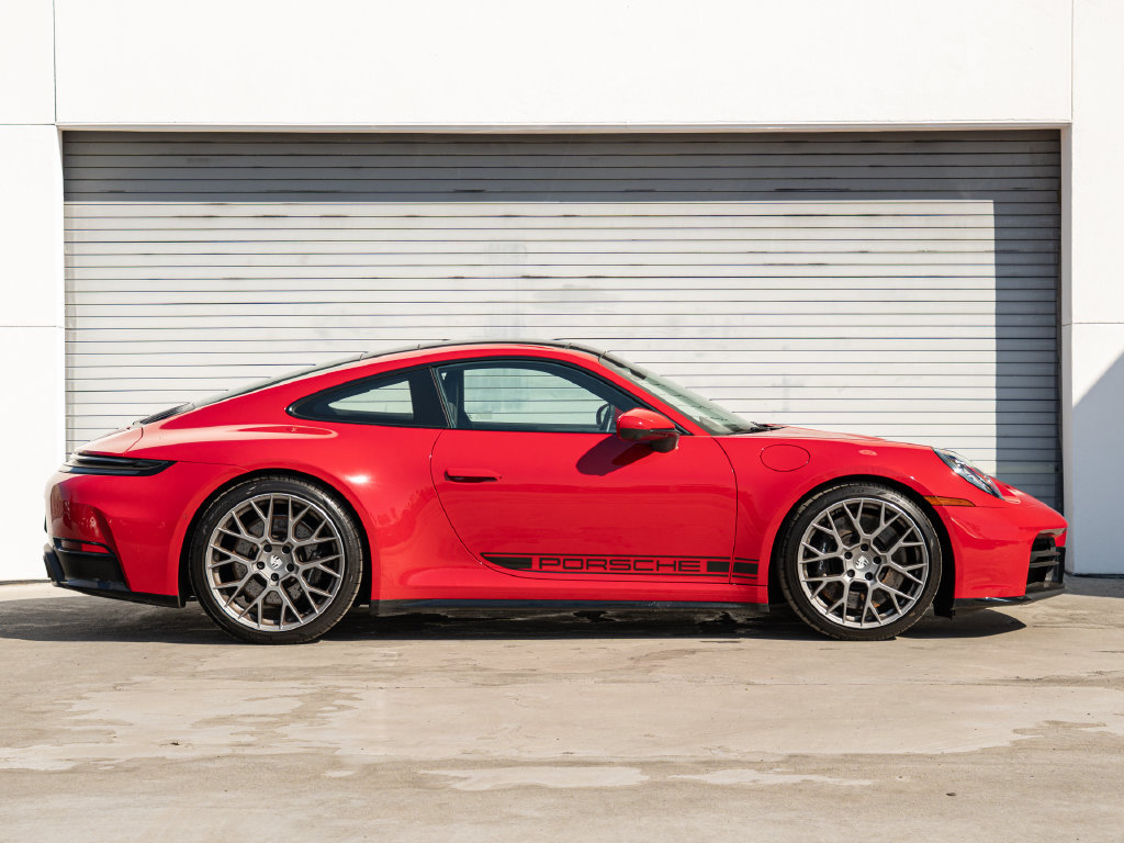 Certified 2025 Porsche 911 Carrera S RWD image 27