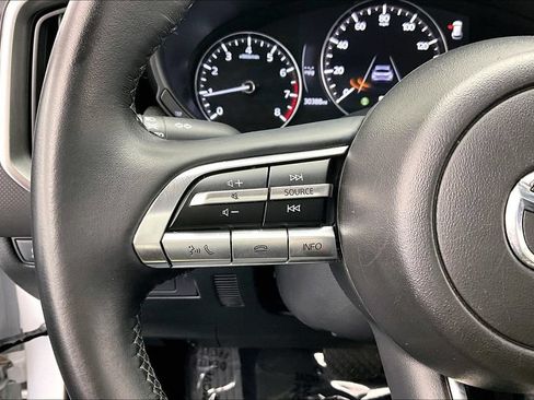 Used 2025 MAZDA CX-50 AWD 2.5 S w/ Premium Package image 18
