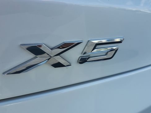 Certified 2024 BMW X5 xDrive50e w/ M Sport Package image 43