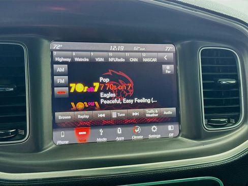 Used 2019 Dodge Charger GT image 11