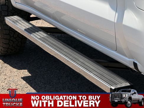 Used 2023 GMC Sierra 1500 Denali Ultimate image 12