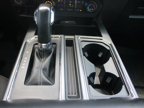 Used 2020 Ford F150 XLT w/ Equipment Group 302A Luxury AWD/4WD image 49
