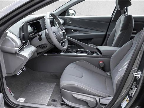 New 2026 Hyundai Elantra Sport FWD image 11