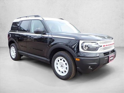 New 2025 Ford Bronco Sport Heritage w/ Convenience Package image 6