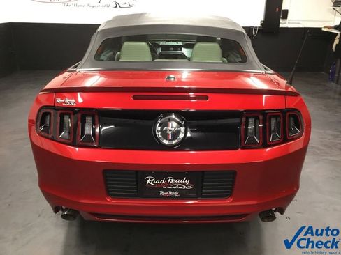 Used 2013 Ford Mustang Premium RWD image 20