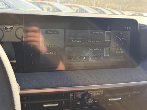 Certified 2025 Nissan Kicks SV image 13