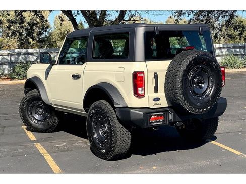 New 2025 Ford Bronco Base w/ Sasquatch Package image 17