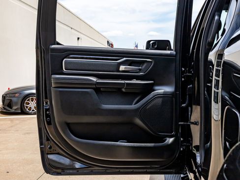 Used 2022 RAM 1500 Big Horn AWD/4WD image 37