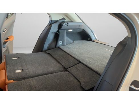 Used 2022 Lexus UX 250h w/ Accessory Package (Z2) AWD/4WD image 43