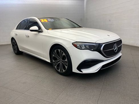 Used 2024 Mercedes-Benz E 350 4MATIC Sedan image 11