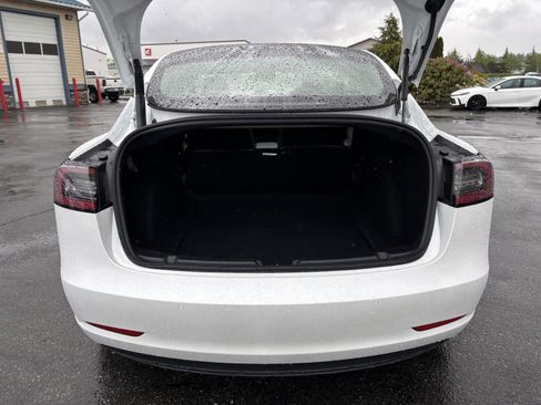 Used 2022 Tesla Model 3 Long Range AWD/4WD image 26