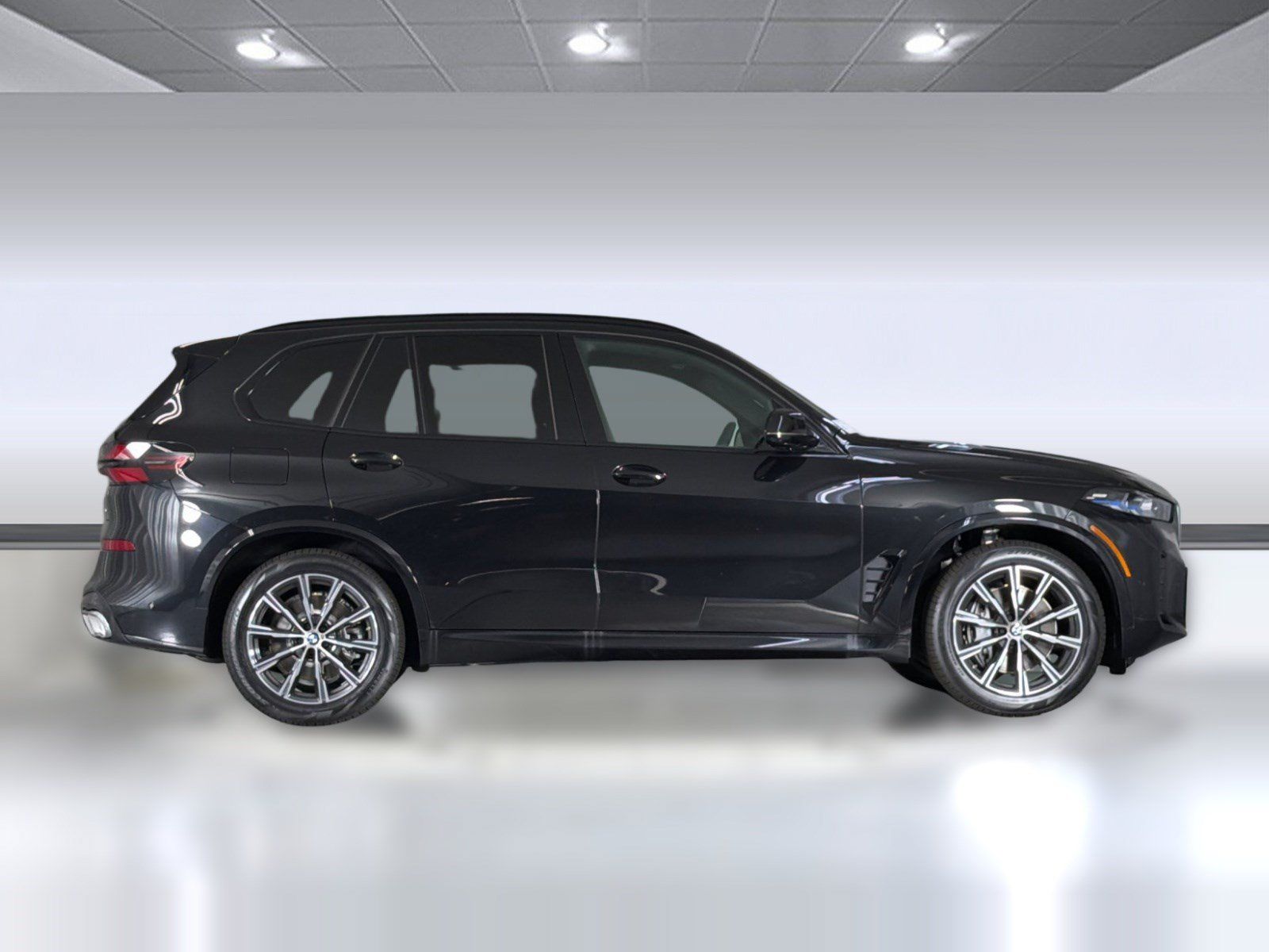 Used 2026 BMW X5 xDrive50e w/ M Sport Package AWD/4WD image 8