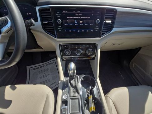Used 2021 Volkswagen Atlas SEL FWD image 11