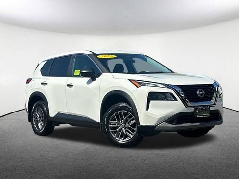 Used 2023 Nissan Rogue S AWD/4WD image 2