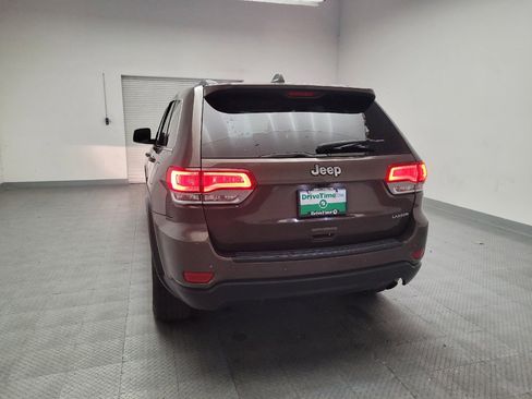 Used 2021 Jeep Grand Cherokee Laredo RWD image 6