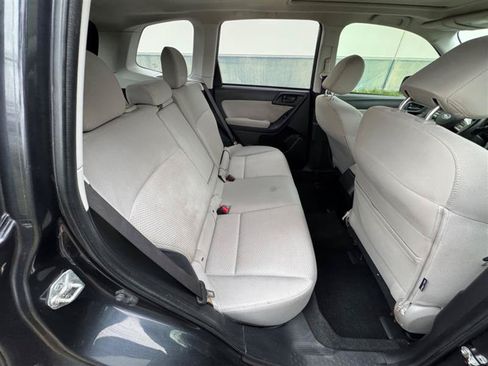 Used 2014 Subaru Forester 2.5i Premium AWD/4WD image 45