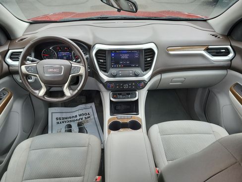 Used 2020 GMC Acadia SLE FWD image 11