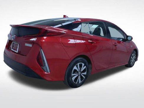 Used 2017 Toyota Prius Prime Plus image 23