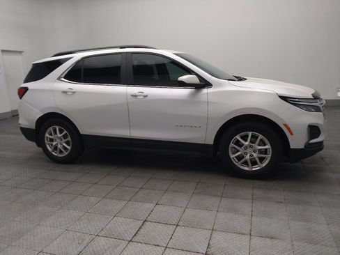 Used 2023 Chevrolet Equinox LT FWD image 11