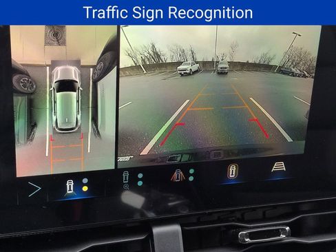 New 2026 Chevrolet Equinox RS w/ Convenience Package III image 17