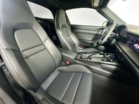 Certified 2025 Porsche 911 Targa 4 GTS image 28