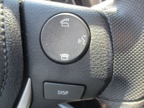 Used 2015 Toyota RAV4 XLE AWD/4WD image 28