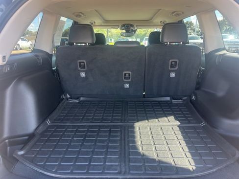 Used 2024 Jeep Grand Cherokee Limited w/ Black Appearance Package image 47