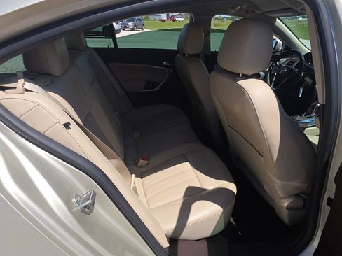 Used 2016 Buick Regal FWD image 11