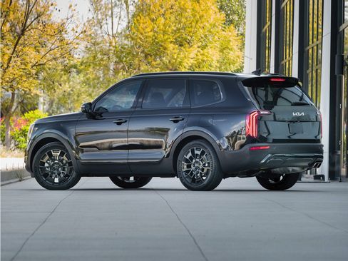 Used 2022 Kia Telluride SX w/ SX Prestige Package AWD/4WD image 1