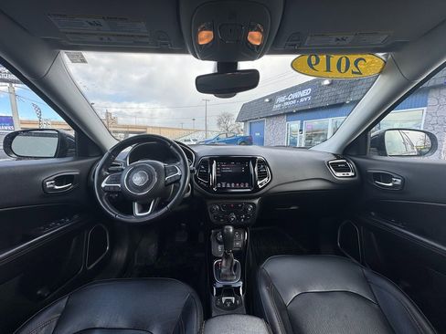 Used 2019 Jeep Compass Limited image 12