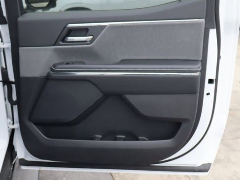 New 2026 GMC Sierra EV Elevation image 24