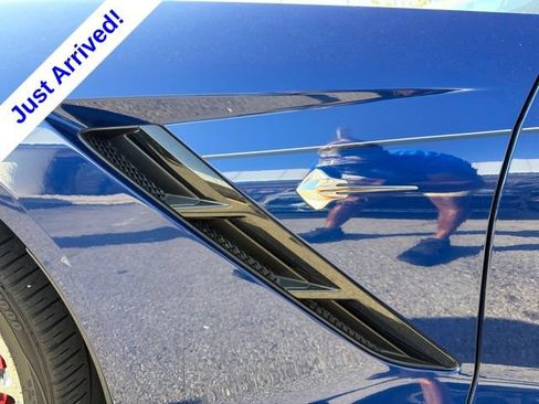 Used 2016 Chevrolet Corvette Stingray Coupe RWD image 15