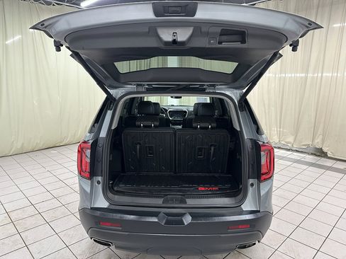 Certified 2023 GMC Acadia SLT w/ Elevation Edition image 8