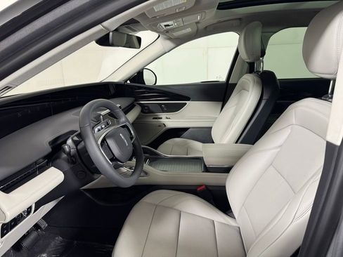 New 2026 Lincoln Nautilus Premier w/ Equipment Group 102A image 18