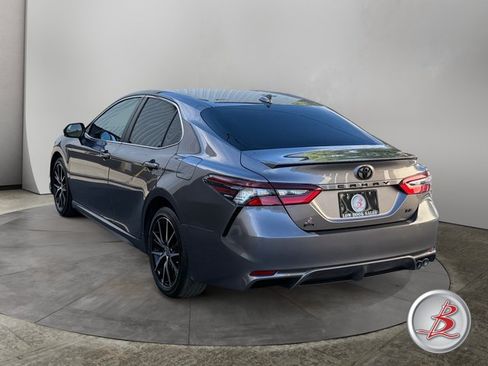 Used 2024 Toyota Camry SE w/ Blackout Package (TMS) FWD image 5