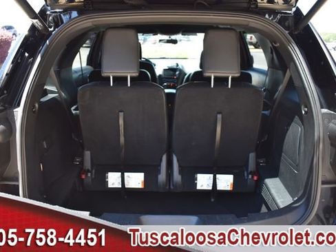 Used 2018 Ford Explorer XLT w/ Equipment Group 202A FWD image 10
