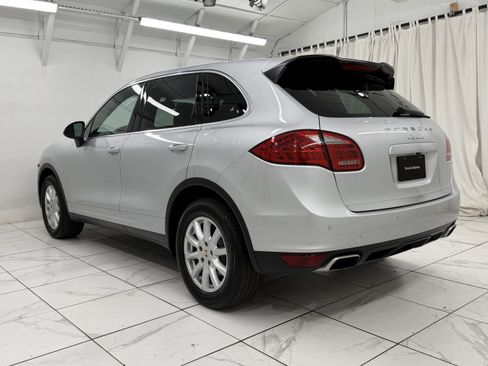 Used 2013 Porsche Cayenne AWD/4WD image 14