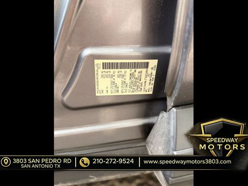 Used 2022 Nissan Rogue S FWD image 21