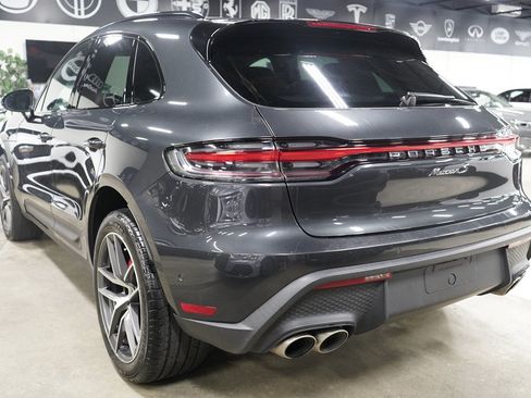 Used 2023 Porsche Macan S AWD/4WD image 3