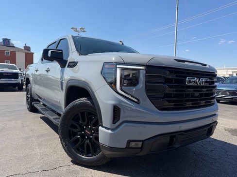 Used 2024 GMC Sierra 1500 Elevation w/ Elevation Premium Package AWD/4WD image 2