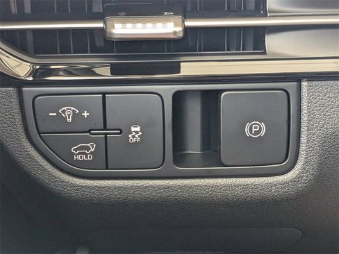 Certified 2026 Kia Sportage EX image 31