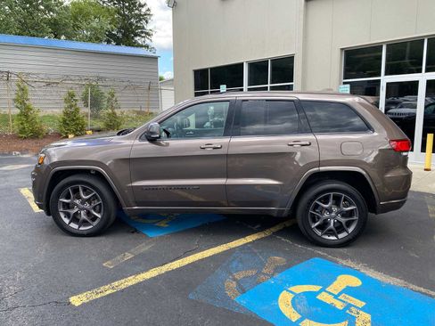 Used 2021 Jeep Grand Cherokee Limited w/ Quick Order Package 28K 80th AWD/4WD image 14