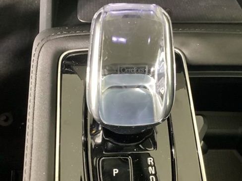 New 2026 Volvo XC90 T8 Plus w/ Protection Package Premier image 28