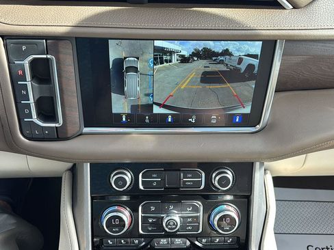 Certified 2023 GMC Yukon XL Denali image 37