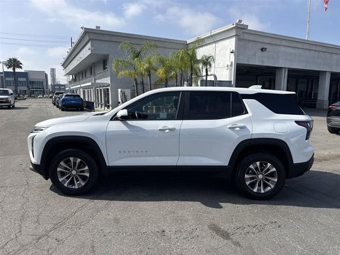 Used 2025 Chevrolet Equinox LT FWD image 6