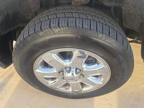 Used 2014 Ford F150 XLT w/ XLT Chrome Package image 13