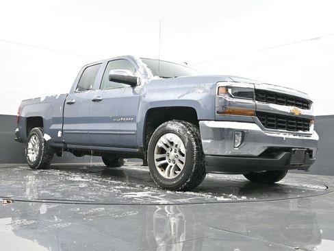 Used 2016 Chevrolet Silverado 1500 LT w/ All Star Edition image 43